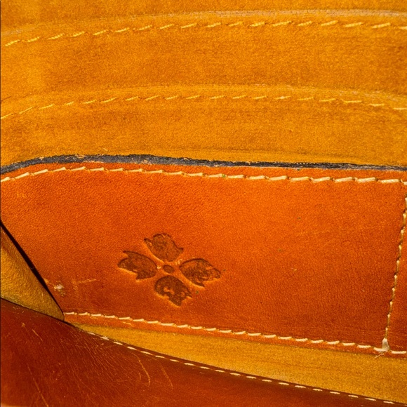 Patricia Nash Floral Multi Pock Zip Wallet EUC - Picture 15 of 16